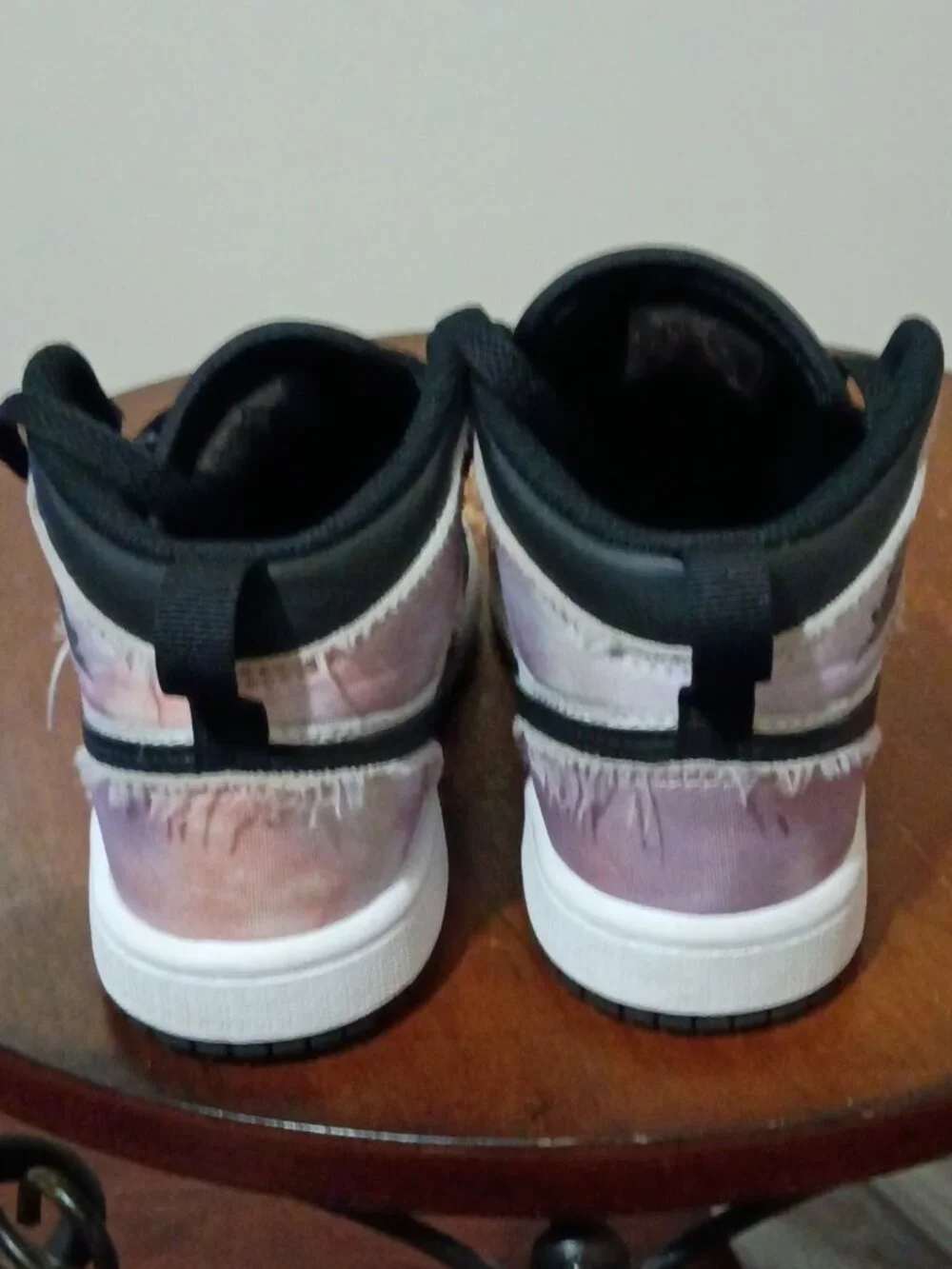 NIKE JORDAN 1 MID SE (PS) ZEN MASTER BLACK-BLEACHED CORAL DM6215-001 SIZE 12C